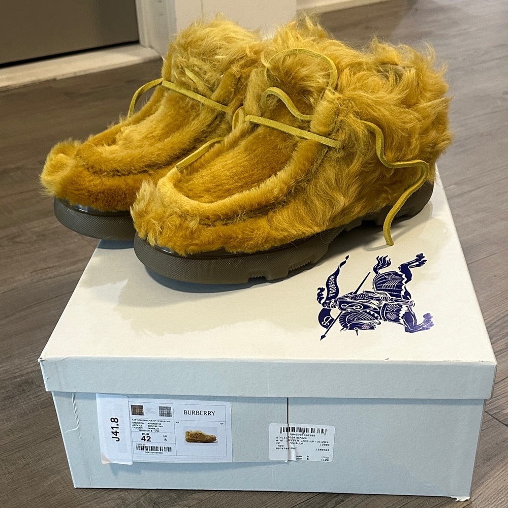 Burberry Yellow Shearling Creeper Derbys ~ 9.5 (2023)